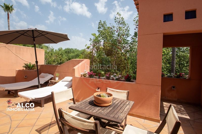 Foto f8948356-7606-479f-b606-896d8bd0ef14. Casa aparellada amb aparcament piscina a Playa de Granada Motril