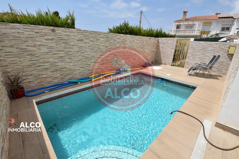Foto 6fe47b74-6790-4f59-ad09-d6505e4695fb. Xalet amb aparcament piscina a Urbanización Santa Rosa Torrox