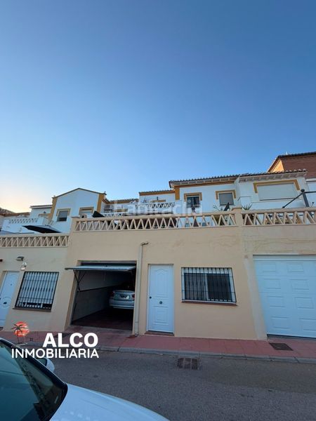 Foto eafec279-fd69-47ac-be15-b7cb4da024de. Casa adossada amb aparcament a El Peñoncillo Torrox