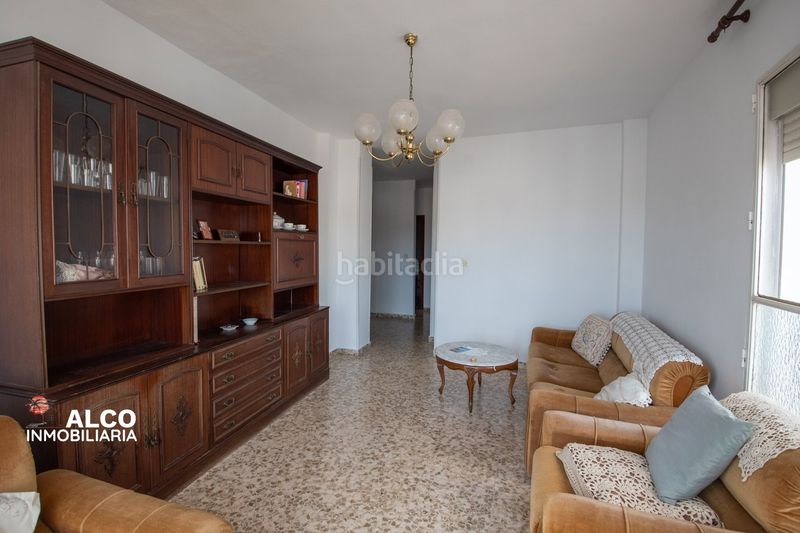 Foto 0aab9510-0fd2-4bb4-ade8-57b0cb009496. Pis a Torrox pueblo Torrox