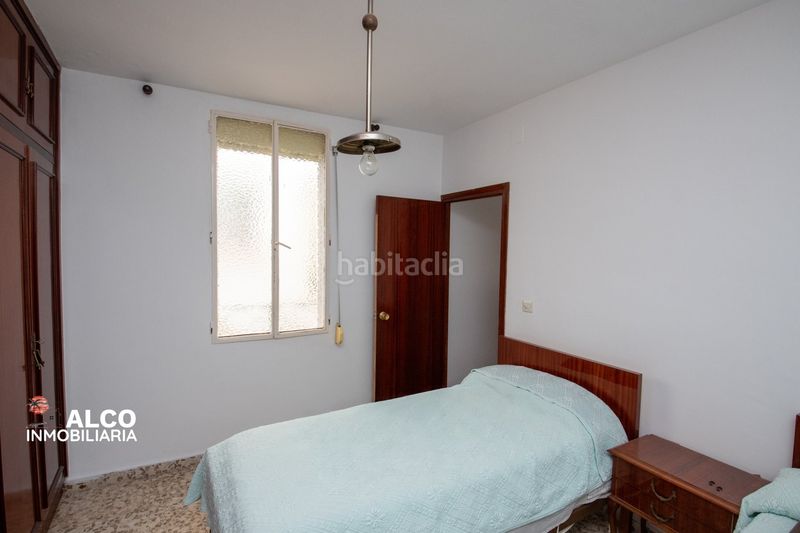 Foto 99c44347-8423-4d92-9e45-dd5584f1df3d. Pis a Torrox pueblo Torrox