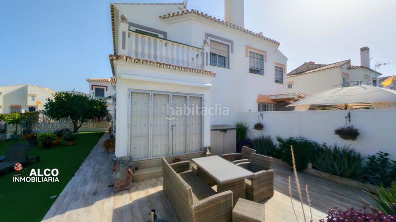 Foto d630a6f2-19d0-48d2-bf98-01700b6443e2. Xalet amb aparcament piscina a Torrox park Torrox