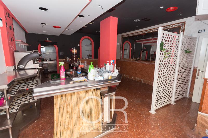 Foto 059aa43d-2e0a-4784-9f90-0e0a2a0d1577. Alquiler local comercial bar con licencia en Barrio de Zaidín Granada
