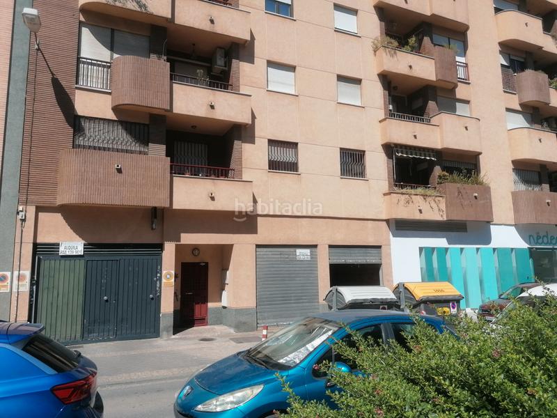 Foto 444d7776-c3ab-46a1-8813-63fdeb3f1b4c. Geschäftsraum in calle torre de la vela 7 in Castaño - Mirasierra Granada