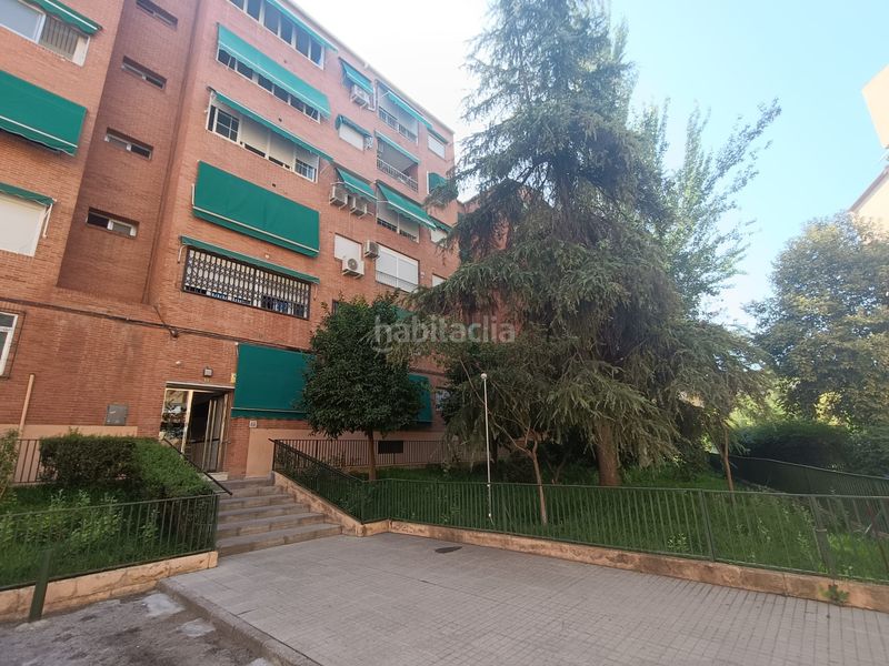 Foto 06cde8f0-d01f-4b13-a77c-909389a9f33e. Affitto appartamento in calle pianista rosa sabater 14 in Granada