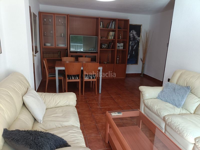 Foto 47c265a6-0a09-443c-9004-f492666dee28. Affitto appartamento in calle pianista rosa sabater 14 in Granada