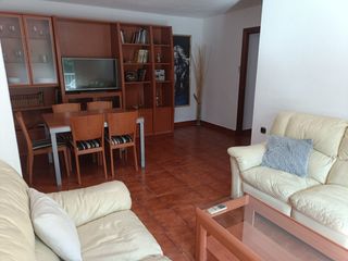 Lloguer Pis a Calle pianista rosa sabater 14. Se alquila piso de temporada para estudiantes/trabajoderes