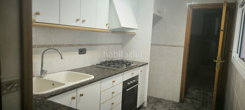 Foto c8fff75f-16c4-477f-bf04-3718f001a299. Casa a Montgat