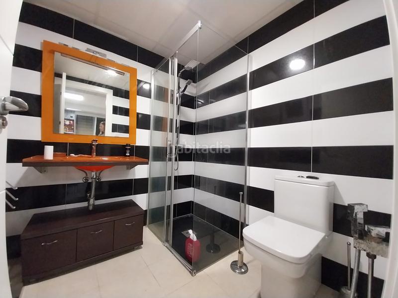 Foto 03f4d3a2-24e3-4b41-a760-97d400fa5fa1. Casa adosada se vende espectacular vivienda ideal para familias que buscan espacio. en Jaén