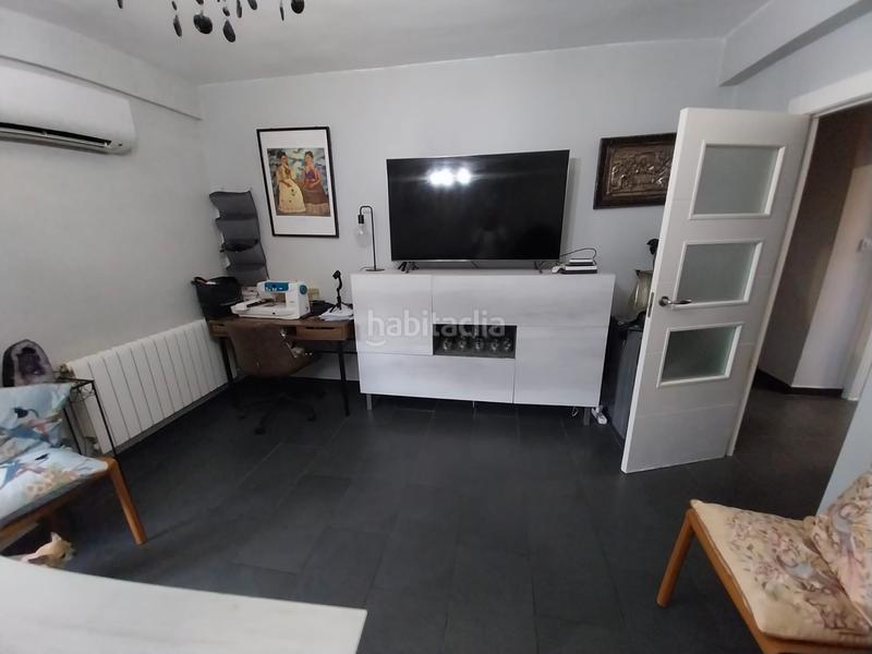 Foto 23c14df4-6e82-492e-907c-d0d394d6513e. Casa adosada se vende espectacular vivienda ideal para familias que buscan espacio. en Jaén
