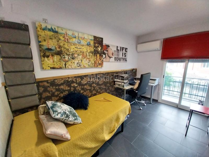 Foto 37e0be31-1ecd-430c-a706-6695e4cb2f1c. Casa adosada se vende espectacular vivienda ideal para familias que buscan espacio. en Jaén