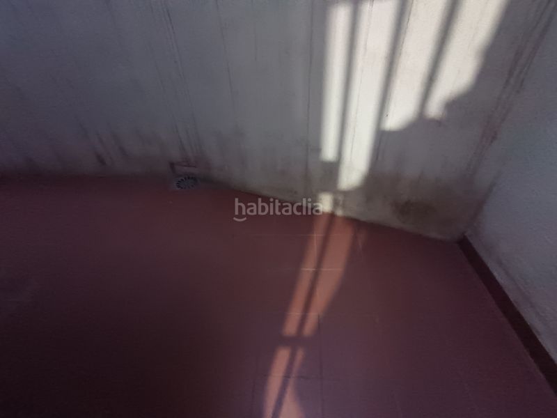 Foto da1e4027-62f6-4835-88f2-450eee8549fb. Piso ¡descubre tu nuevo hogar en este acogedor piso, ideal para inversion! en Jaén