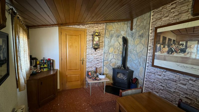 Foto 4ea1176d-54b8-45d7-a302-5182219b93e5. Duplex with fireplace heating in Ctra. Circunvalación - La Magdalena Jaén