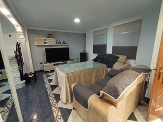 Casa adossada en San Felipe - El Almendral - La Merced. Casa adosada en san felipe