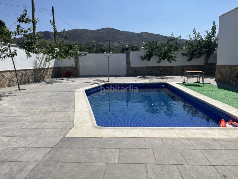 Foto 1ed9b463-4f75-481e-8896-09f9b05e9d5e. Xalet amb calefacció aparcament piscina a Avda de Madrid - Pº de la Estación Jaén