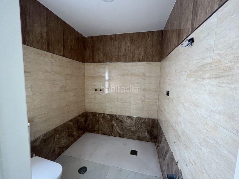 Foto 342d7bca-b3c2-475d-9071-47a20783e9bb. Xalet amb calefacció aparcament piscina a Avda de Madrid - Pº de la Estación Jaén