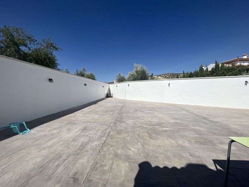Foto f8c1a268-7138-4240-9a41-fc6e5caa3ccb. Xalet amb calefacció aparcament piscina a Avda de Madrid - Pº de la Estación Jaén