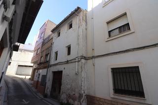 Casa adossada  Colón. Casa de pueblo para rehabilitar