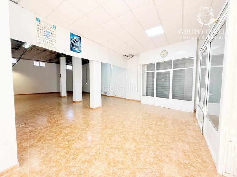 Foto 5a0a218a-9cb6-40fb-8133-82d30d95399c. Lloguer local comercial a Nueva Andalucía Almería