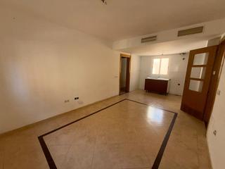 Pis a El Parador de las Hortichuelas. Se vende piso en el parador roquetas de mar