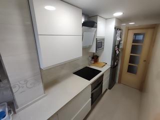 Appartement à Viñuela - Rescatado. Piso totalmente reformado en primera planta