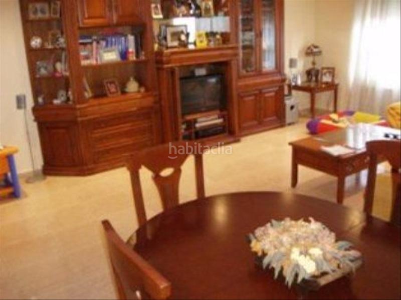 Foto 607c9e34-c208-4a21-bef8-814eff804e1f. Casa a schiera con riscaldamento parcheggio in Estación - Universidad Castellón de la Plana