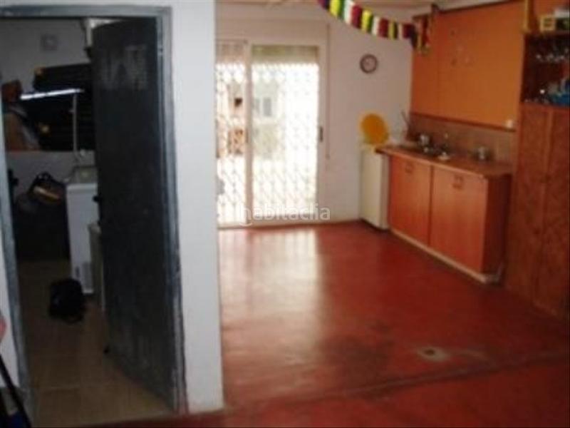 Foto c09a280a-64a1-4f01-b2a9-f739a982396f. Casa adosada en Estación - Universidad Castellón de la Plana