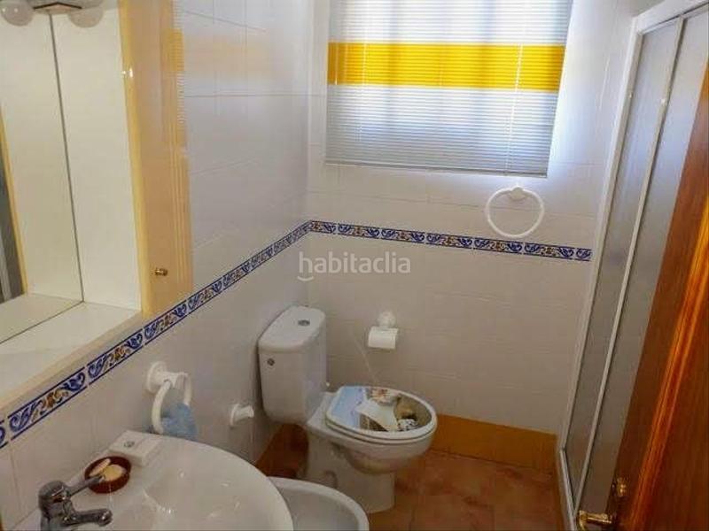 Foto 0aa98341-5f76-4114-95a0-ef4e720bc93a. Casa aparellada amb xemeneia calefacció aparcament piscina a Córdoba