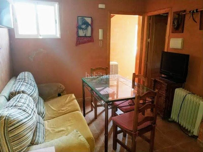 Foto 6df047b9-fcbf-4e50-9505-1e65baeb5412. Casa aparellada amb xemeneia calefacció aparcament piscina a Córdoba