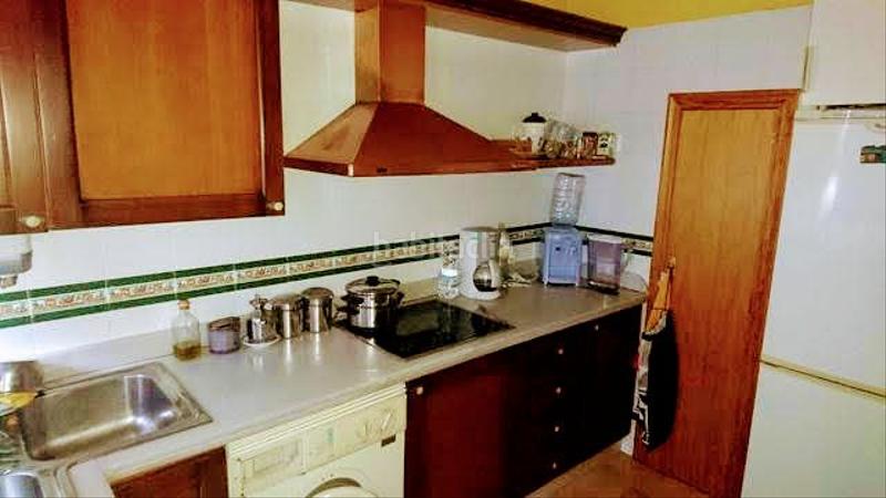 Foto 7b28769d-4952-47e2-bca8-7913e8e4f9a8. Casa aparellada amb xemeneia calefacció aparcament piscina a Córdoba