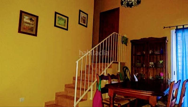 Foto db64e8e9-2a39-4c23-9a86-702d22cd6d56. Casa aparellada amb xemeneia calefacció aparcament piscina a Córdoba