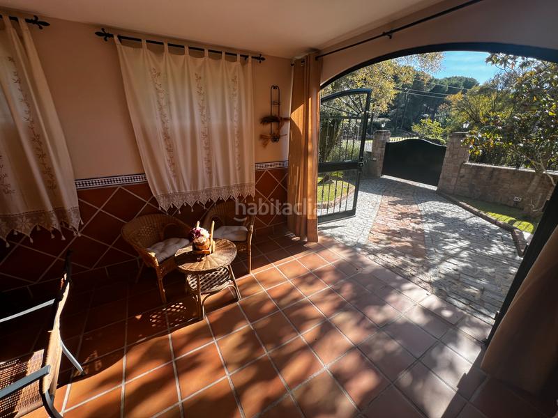 Foto 00411280-1e79-46f7-a102-13efe1b1a9fa. Casa aparellada amb xemeneia calefacció aparcament piscina a Córdoba