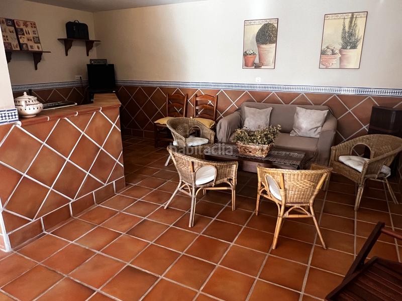 Foto 1a48ba23-f0e3-48f5-95d8-78246fb0dedc. Casa aparellada amb xemeneia calefacció aparcament piscina a Córdoba