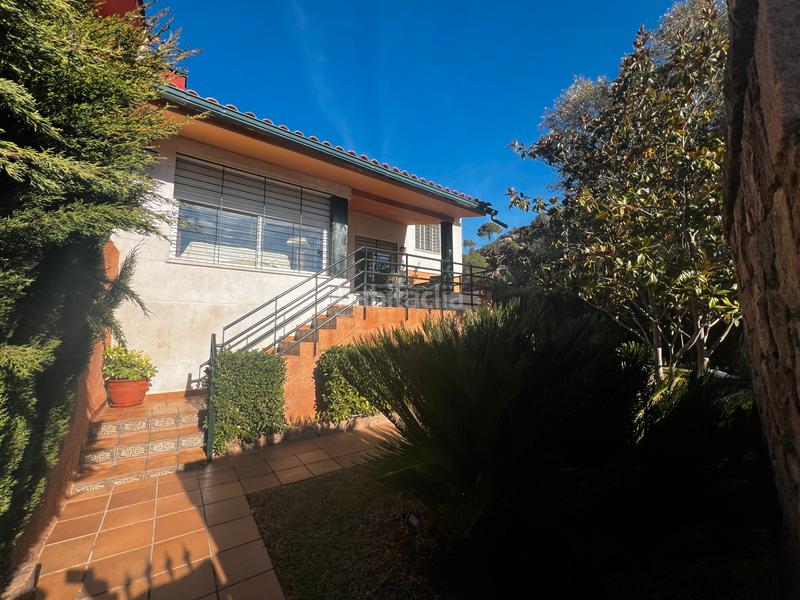 Foto 4b53e3a5-01c9-4a9f-a296-8015440fee53. Casa aparellada amb xemeneia calefacció aparcament piscina a Córdoba