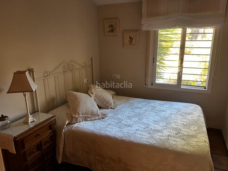 Foto 4f4ee4f5-4f52-4cfd-902e-02a9cb24b3e2. Casa aparellada amb xemeneia calefacció aparcament piscina a Córdoba