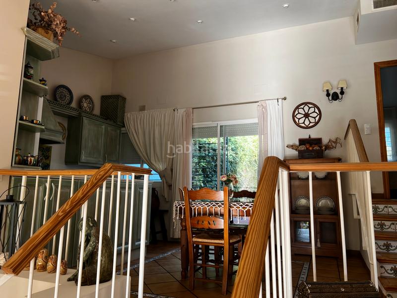 Foto cc49427c-1b57-4dcd-acac-f0125e82629c. Casa aparellada amb xemeneia calefacció aparcament piscina a Córdoba