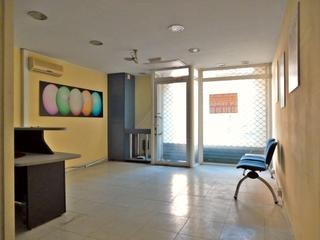 Local commercial à Sant Julià. Local comercial en venta, vilafranca del penedès, céntrico y ref
