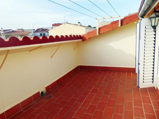 Xalet a Granada (La). Gran chalet en venta la granada del penedes, barcelona.