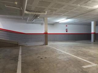 Aparcament cotxe  N/a. Aprovecha la oportunidad! plazas de aparcamiento en sant martí s