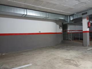 Aparcament cotxe  N/a. Aprovecha la oportunidad! plazas de aparcamiento en sant martí s