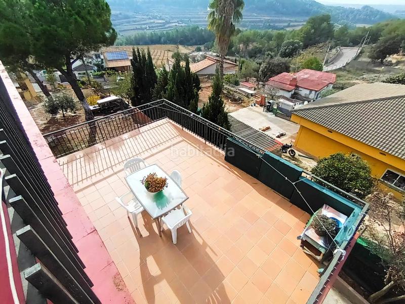 Foto 200ce0d4-5a46-463b-82df-2a37a9e3e4a2. Haus mit parking in Subirats