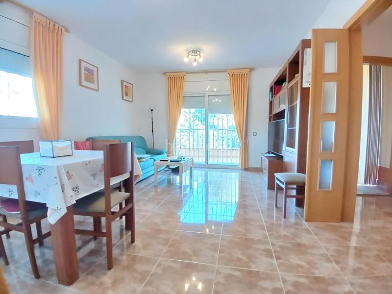 Foto 28eb59dd-c5e7-41b4-8087-1d624794552e. House with heating parking in Castellet i la Gornal