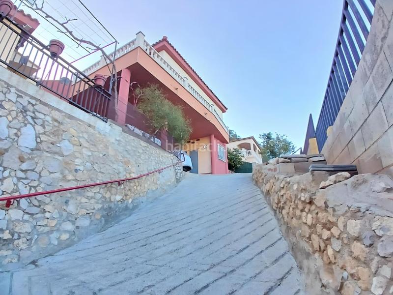 Foto 2b30f3c4-35d3-4828-a792-fde5d60fcd4f. House with heating parking in Castellet i la Gornal