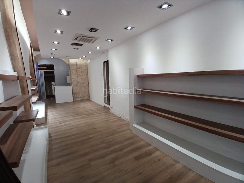 Foto 7ea9bd3c-e7ad-4d47-a6ab-efe29190f289. Location local commercial dans Centre Vila Vilafranca del Penedès