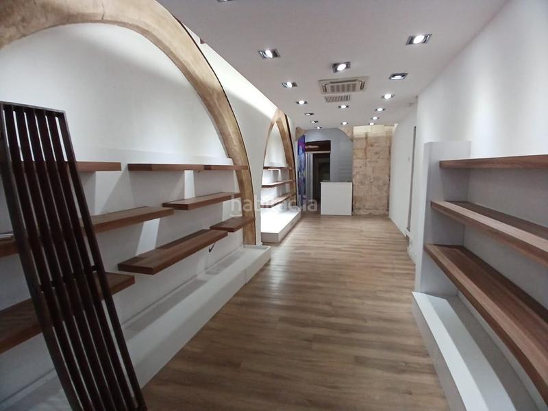 Foto cd1d2ce1-3b23-4658-89e1-f9678e39f16c. Location local commercial dans Centre Vila Vilafranca del Penedès