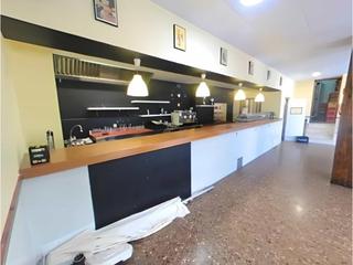 Local Comercial  N/a. Tu oportunidad de negocio en el corazón de vilafranca del penedè