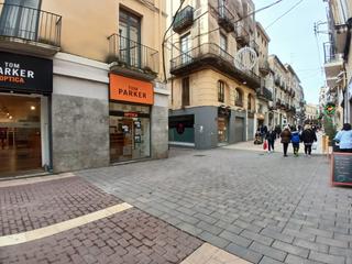 Lloguer Local Comercial  N/a. Oportunidad única de alquiler en el corazón de vilafranca del pe