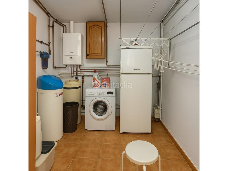Foto f3748e9f-f605-4234-84bc-a3965a88ba09. Casa amb calefacció aparcament a Sant Julià Vilafranca del Penedès