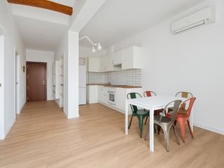 Piso  N/a. Oportunidad en centre vila! piso céntrico listo para entrar