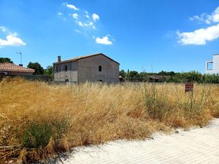 Terreny residencial a La Ràpita. Solar urbano en venta en sardinyola, santa margarida i els monjo